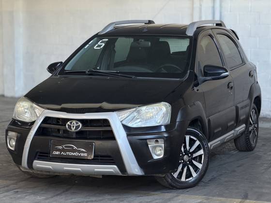 TOYOTA ETIOS CROSS 1.5 16V FLEX 4P MANUAL TOYOTA ETIOS CROSS 1.5 16V FLEX 4P MANUAL